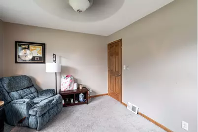 1409 N 116th St #1411, Wauwatosa, WI 53226 - Photo 36