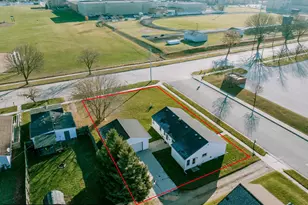 1330 Mayflower Ave, Sheboygan, WI 53083 - Photo 24