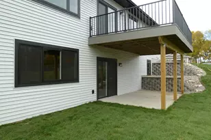 717 Tamarack Trail, Holmen, WI 54636 - Photo 6