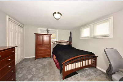 2327 S 72nd St, West Allis, WI 53219 - Photo 14