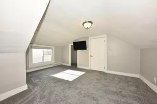 2327 S 72nd St, West Allis, WI 53219 - Photo 18