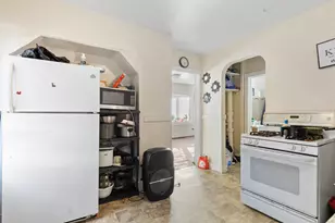 4200 W Bonny Pl, Milwaukee, WI 53216 - Photo 6