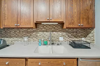 1663 S 100th St, West Allis, WI 53214 - Photo 12