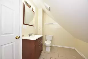 1856 N 24th Pl, Milwaukee, WI 53205 - Photo 24