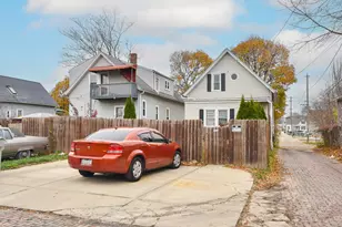 1856 N 24th Pl, Milwaukee, WI 53205 - Photo 28