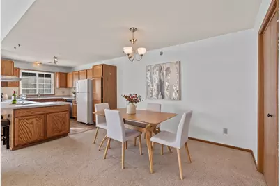 2005 S 102nd St #E, West Allis, WI 53227 - Photo 4