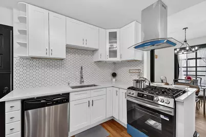 920  Grove Ave, Racine, WI 53405 - Photo 12