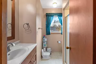 5721 N 58th St, Milwaukee, WI 53218 - Photo 22