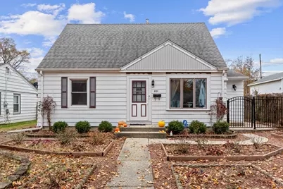 5721 N 58th St, Milwaukee, WI 53218 - Photo 2