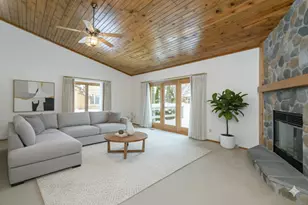 W180N9890 Riversbend Circle, Germantown, WI 53022 - Photo 4