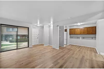 8628 N Servite Dr, Milwaukee, WI 53223 - Photo 6