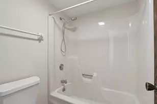 8617 N Servite Dr, Milwaukee, WI 53223 - Photo 14