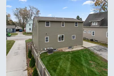 1021  13th Ave, Grafton, WI 53024 - Photo 38