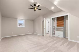 1021 13th Ave, Grafton, WI 53024 - Photo 20