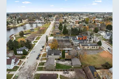 1021  13th Ave, Grafton, WI 53024 - Photo 44