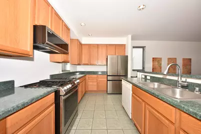 1923 N Pierce St, Milwaukee, WI 53212 - Photo 18