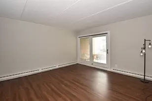 111 11th St, Racine, WI 53403 - Photo 4