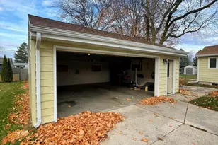 1344 S Terrace St, Janesville, WI 53546 - Photo 2