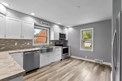 354 E Menasha Ave, Whitelaw, WI 54247 - Photo 4