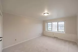 2415 Fox River Pkwy, Waukesha, WI 53189 - Photo 8