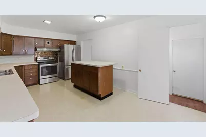 449  Lewis St, Burlington, WI 53105 - Photo 8