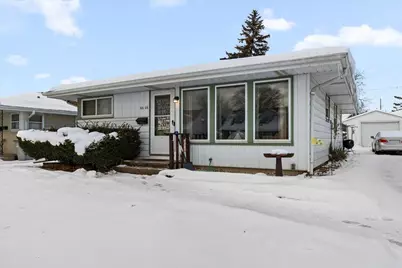 6606 W Dodge Pl, Milwaukee, WI 53220 - Photo 4