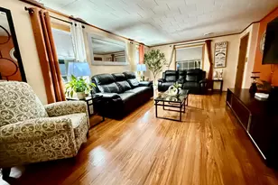 1524 Orchard St, Racine, WI 53405 - Photo 2