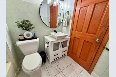 1524  Orchard St, Racine, WI 53405 - Photo 4