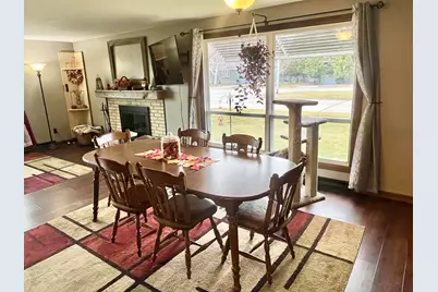 2734  33rd St, Two Rivers, WI 54241 - Photo 8