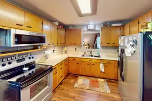 2734 33rd St, Two Rivers, WI 54241 - Photo 4