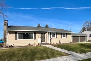 2734 33rd St, Two Rivers, WI 54241 - Photo 30