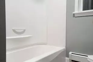 39 N Shore Dr, Fountain City, WI 54629 - Photo 10