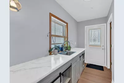 3349 E Puetz Rd, Oak Creek, WI 53154 - Photo 16