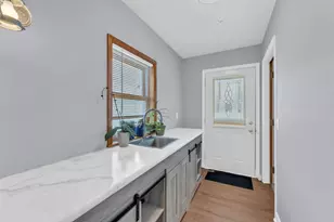 3349 E Puetz Rd, Oak Creek, WI 53154 - Photo 16