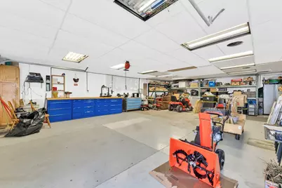 3349 E Puetz Rd, Oak Creek, WI 53154 - Photo 40