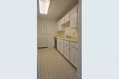 151 N University Dr #215, West Bend, WI 53095 - Photo 6