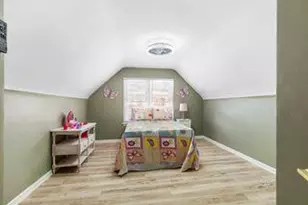 6234 N 105th St, Milwaukee, WI 53225 - Photo 6