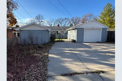 3240 N 84th St, Milwaukee, WI 53222 - Photo 8