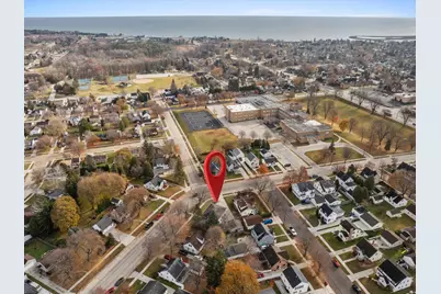 1101  Nagle Ave #1103, Manitowoc, WI 54220 - Photo 12