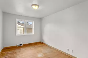 1101 Nagle Ave, Manitowoc, WI 54220 - Photo 18