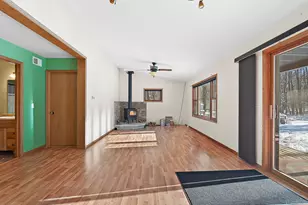 N1520 Spring Glen Rd, Menominee, WI 54135 - Photo 2