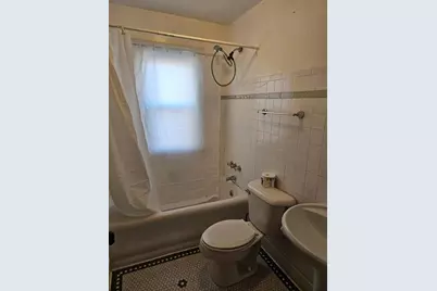 1926  Thurston Ave #1928, Racine, WI 53403 - Photo 8