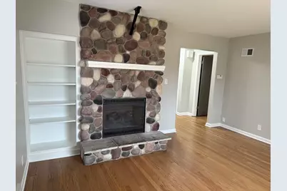 5126 N 67th St, Milwaukee, WI 53218 - Photo 2