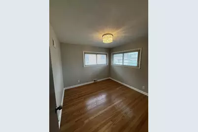 5126 N 67th St, Milwaukee, WI 53218 - Photo 10