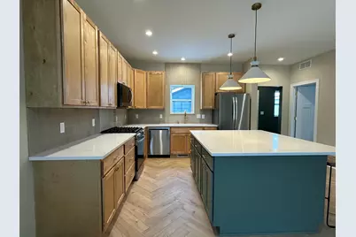 1800 E Hillcrest Ave, Milwaukee, WI 53207 - Photo 6