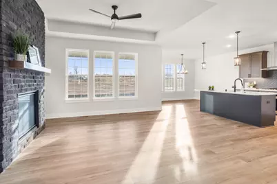 N50W19441  Tamarind Way, Menomonee Falls, WI 53051 - Photo 4