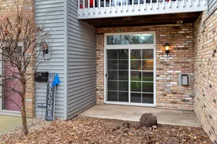 180 W Oak Leaf Dr, Oak Creek, WI 53154 - Photo 24