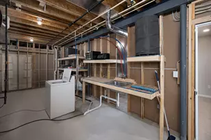 3314 W Alvina Ave, Greenfield, WI 53221 - Photo 26