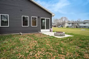 3314 W Alvina Ave, Greenfield, WI 53221 - Photo 30
