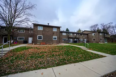 420  Racine St #109, Racine, WI 53185 - Photo 10